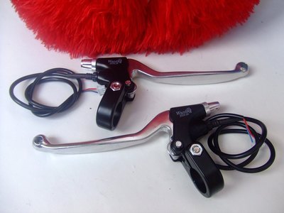 一淘網名優產品推薦 五星全鋁剎車把與蓄電池，購就省錢，安全隨行